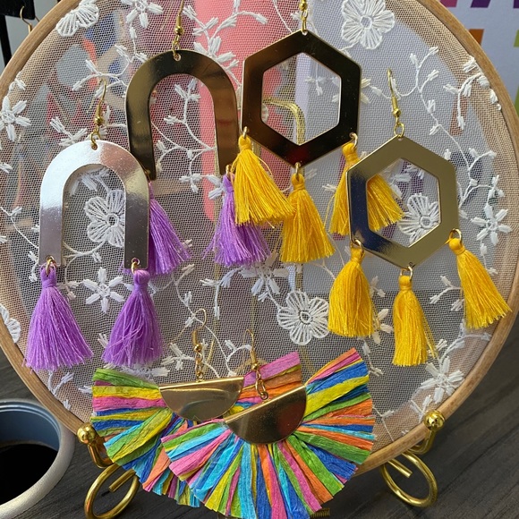 Tassel Me Up - Picture 8 of 14